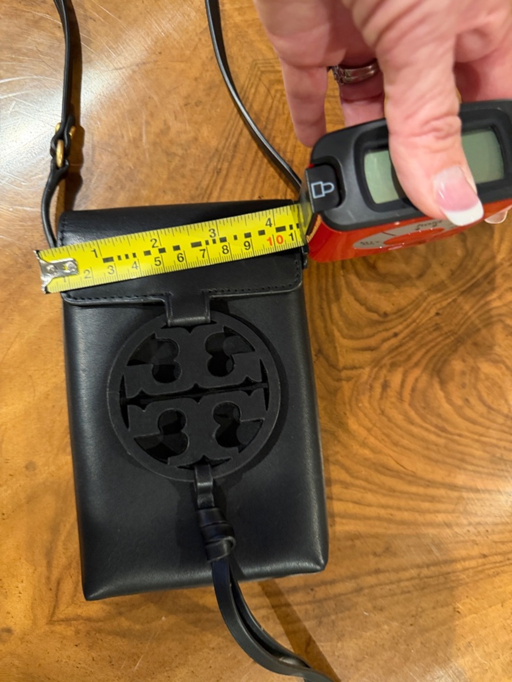 Tory Burch Black Leather Crossbody Phone Bag - Picture 10 of 12